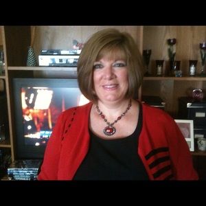 Meet your Posher, Tina